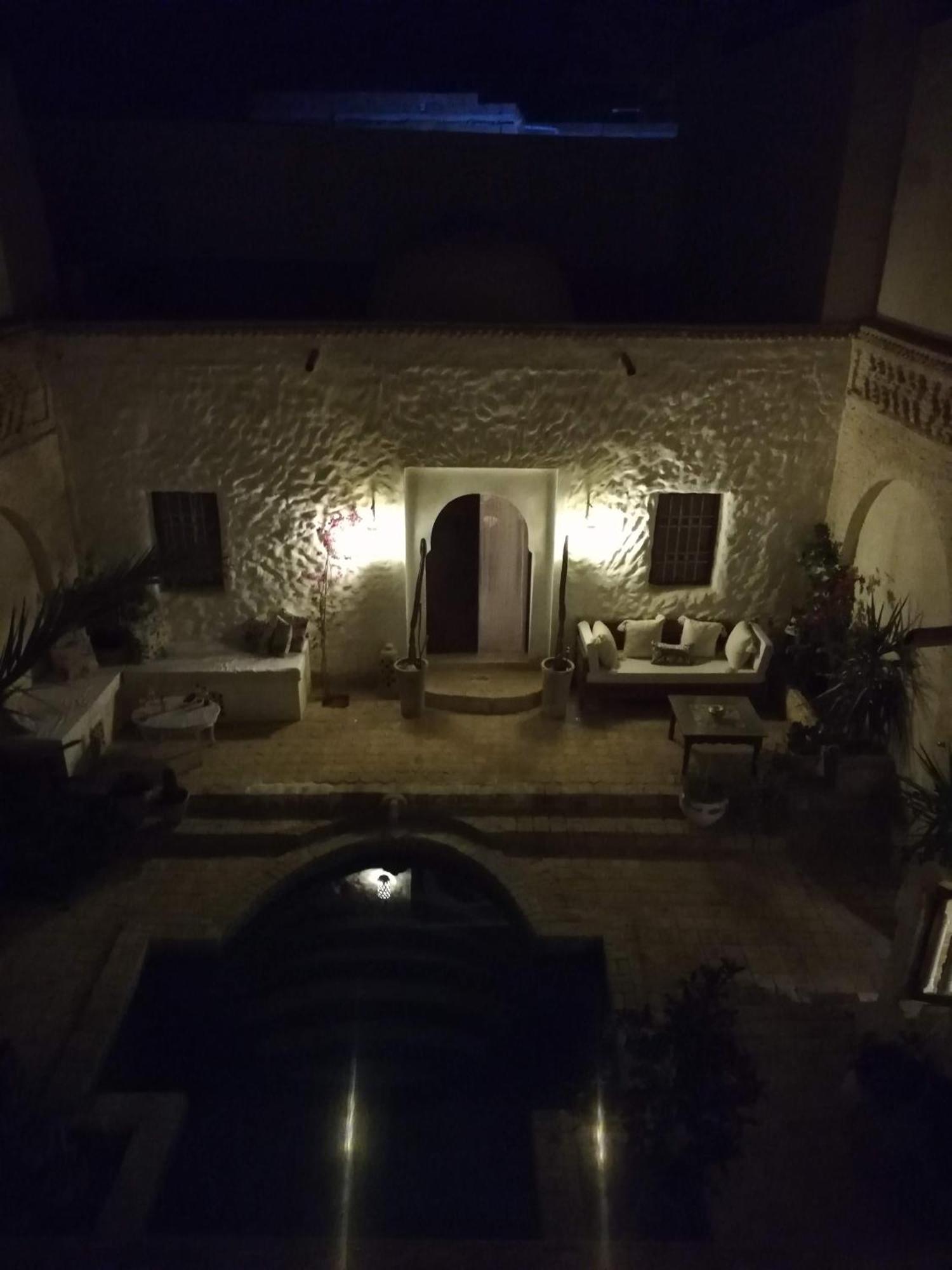 Riad Dar El Caid - Palais XIII Siecle Tozeur Exterior foto